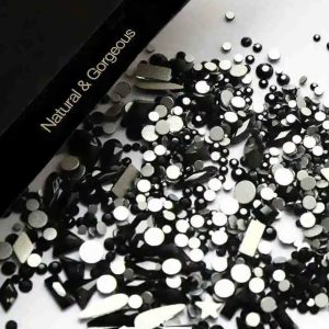 Strasuri pietricele cristale diverse forme si marimi - negru 150 buc.