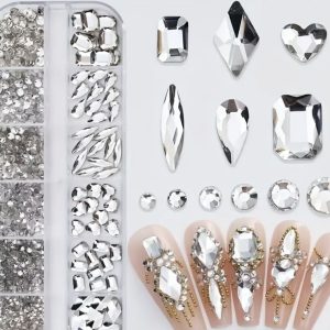 Strasuri unghii diferite forme si marimi