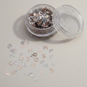 Decor unghii litere metalice auriu si argintiu